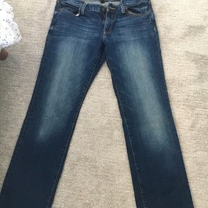 Gap curvy straight size 6/28 blue jeans